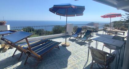 Casa Pesce, Beautiful cozy and traditional family home.
