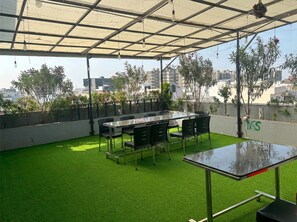 Tempat makan outdoor