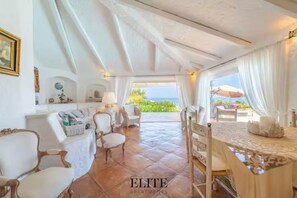 Dining - ELITE COLLECTION- VILLA ROMAZZINO (Arzachena)