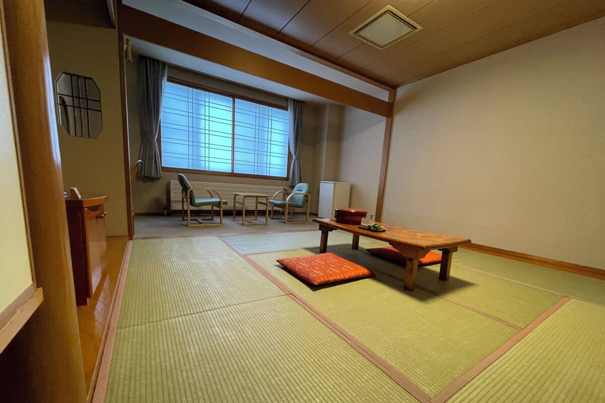 ベーシック 4 人部屋 | 内装