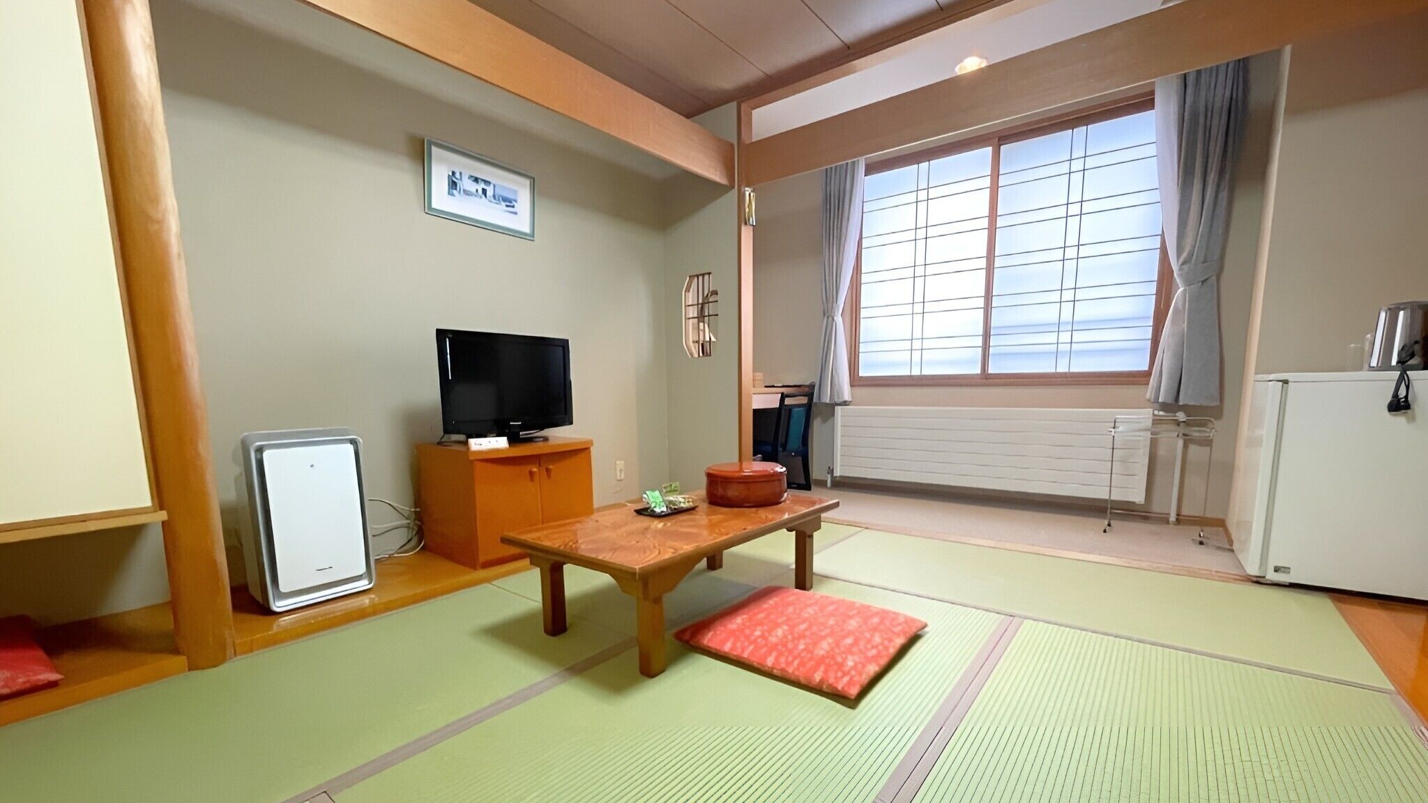 Japanese-style Twin Room  | Desk, free WiFi, bed sheets