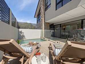 Outdoor dining - Stone River Villa 1 | Luxe Retreat | Heated Pool (Margaret River)