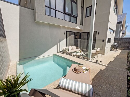 Stone River Villa 2 | Private Escape | Heated Pool