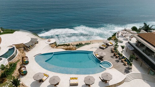 VANARA Resort & Spa