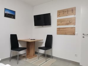 Habitación doble superior, cocina | Wifi gratis y accesible en silla de ruedas