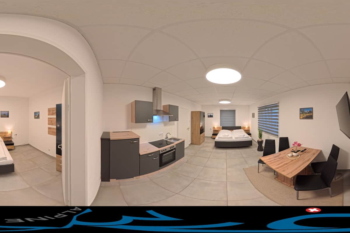 Appartement Familial, douche accessible en fauteuil roulant, climatisation