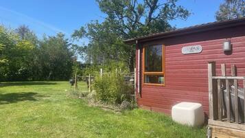 Cabin, 3 Bedrooms, Accessible, Patio | Property grounds
