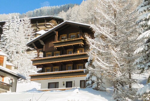 Holiday Home 'Ferienhaus Unterkircher-Wallner' with Mountain View, Private Terrace and Wi-Fi