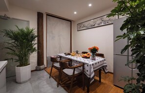 Dining room - The Ripplewood Sanctum (Lijiang)