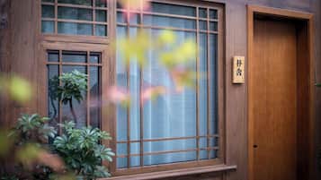 Luxury Double or Twin Room, Courtyard View | Exterior detail