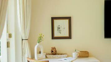 Luxury-Villa, Balkon, Gartenblick | Innenbereich