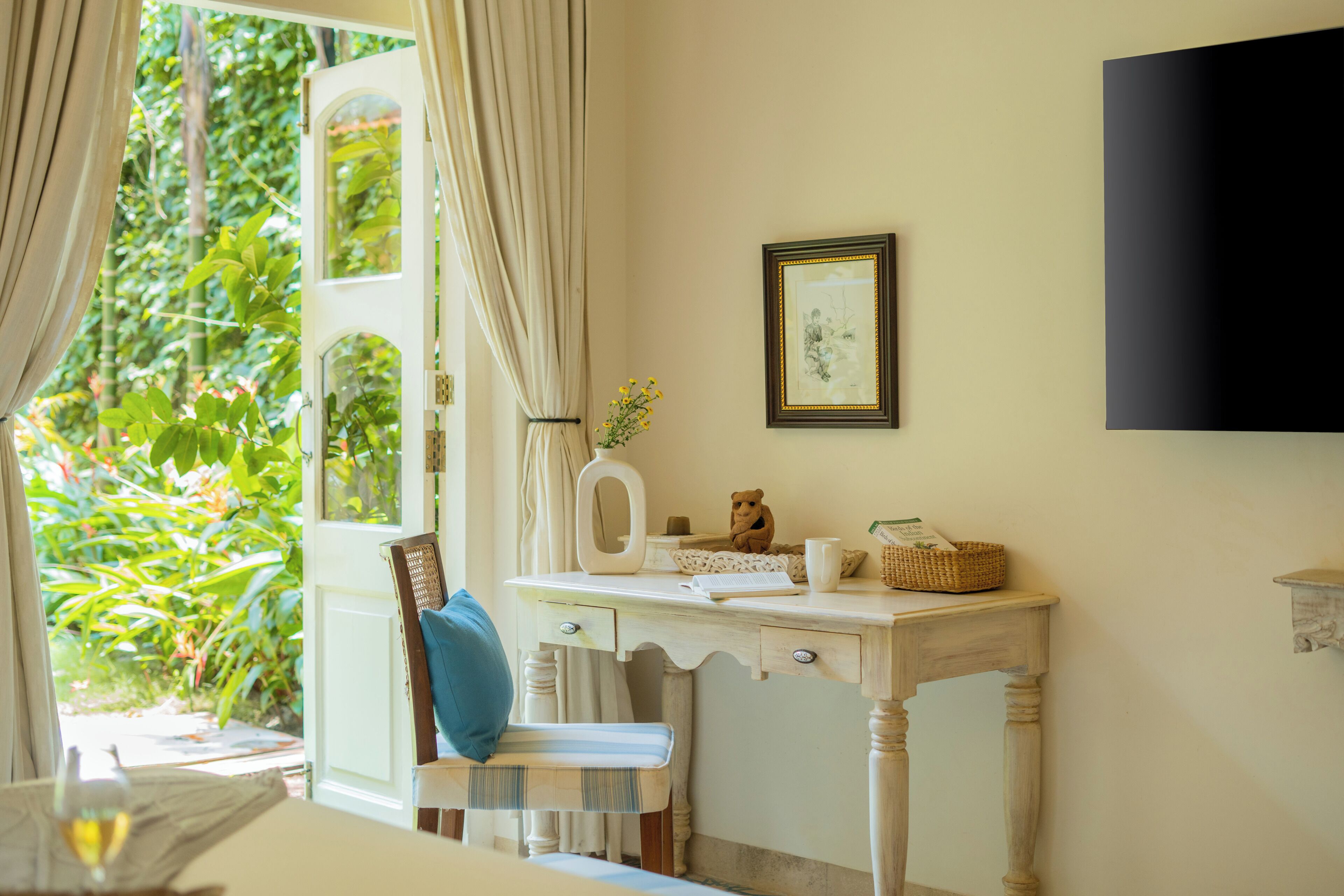 Luxury Villa, Balcony, Garden View | Interior