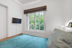 1 bedroom, WiFi, bed sheets - Apartment 'Für 4 Personen 40 M²' with Private Terrace, Shared Garden and Wi-Fi (Hamburg)