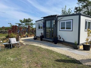 Exterior - Stunning Birch Tree Lodge (Otley)