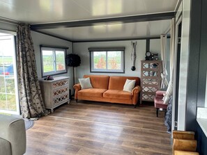 Loft, 1 Bedroom | Living room