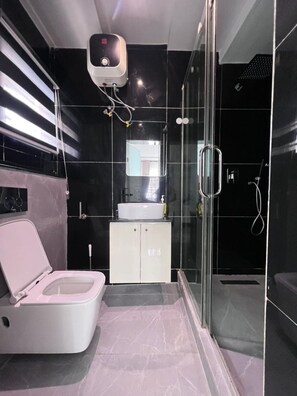 Departamento superior | Baño | Toallas y papel de baño 