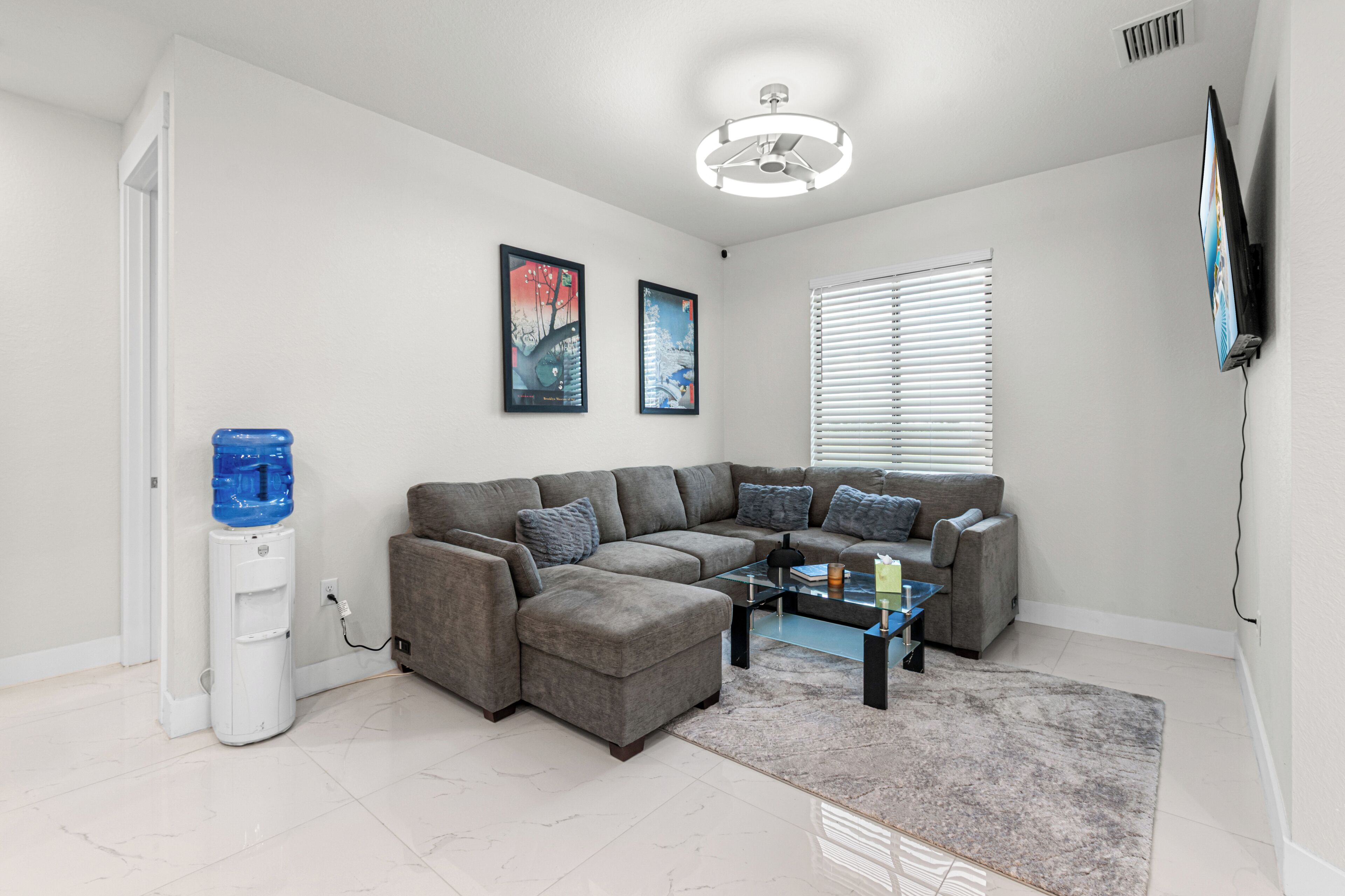 House, 3 Bedrooms | Living area