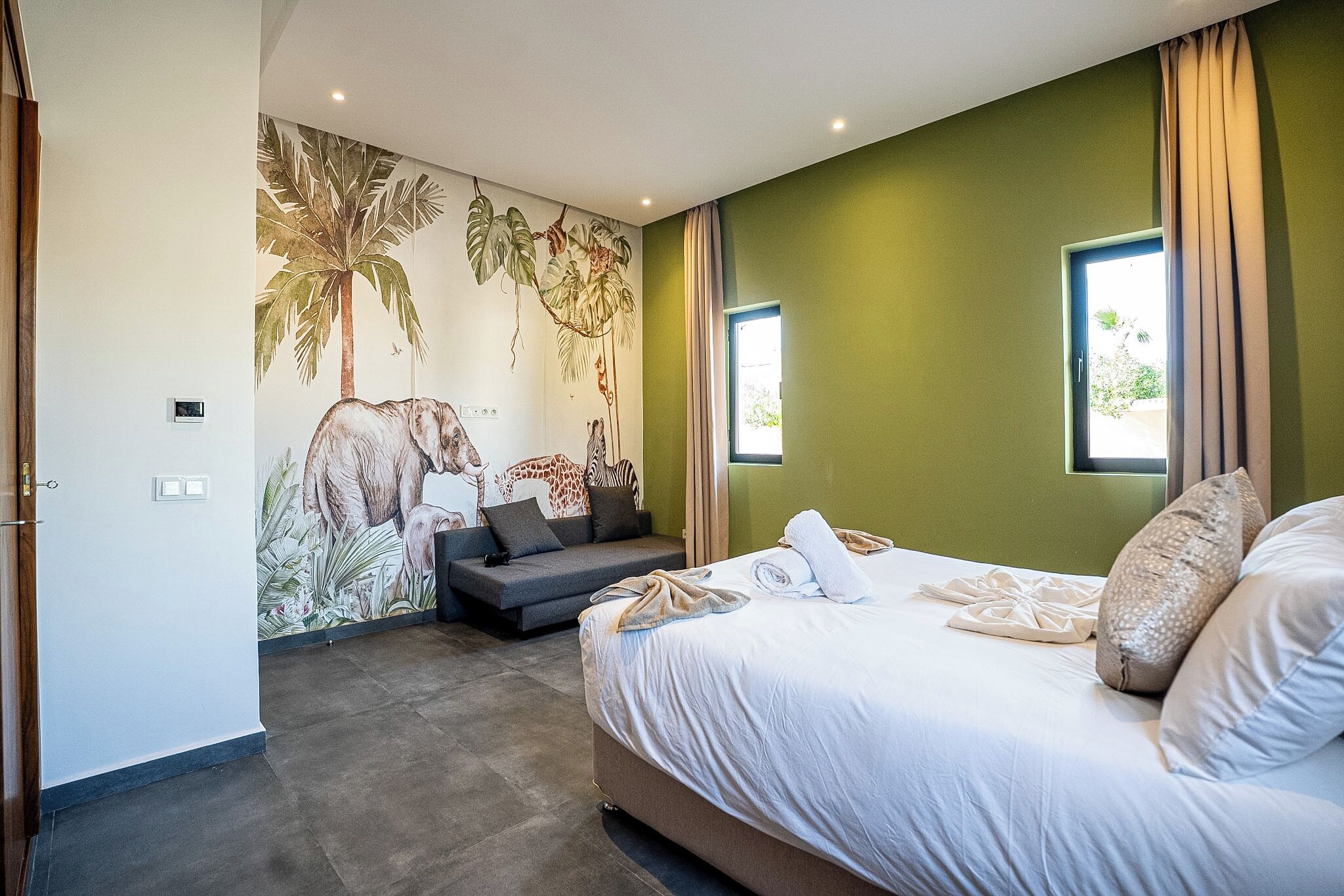 Vila luxo, banheiro privativo, vista para o jardim