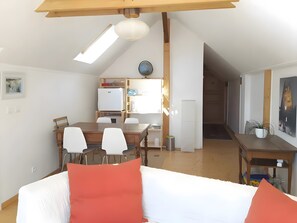 Interior - Chambre Louise Guest Room with Shared Pool (Plobsheim)