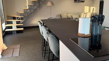 Deluxe Apartment, Mountain View | Interior