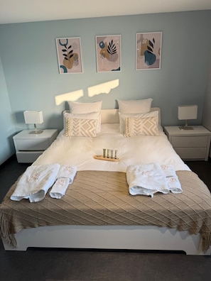 Appartement Deluxe, vue montagne | Rideaux occultants, fer et planche Ă repasser, Wi-Fi gratuit