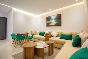 Smart TV - Luxury & Elegance  Apartment in Val Fleuri (Tanger)