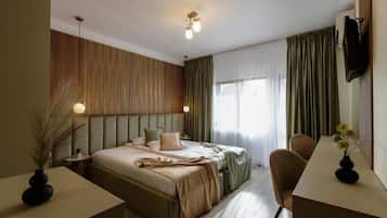 Chambre Supérieure Double ou avec lits jumeaux, 1 lit double, balcon, vue jardin