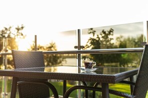 Outdoor dining - RESIDENCE RIVERSIDE GALATI (Galați)