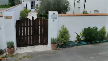 Enceinte de lâhĂ©bergement