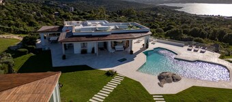 Situated in one of Porto Rotondo's most exclusive locations, this extraordinary villa is one of the most refined private residences on the prestigious Costa Smeralda. A place where contemporary architecture, Mediterranean elegance, and absolute privacy b