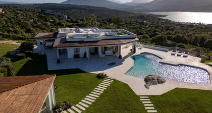Situated in one of Porto Rotondo's most exclusive locations, this extraordinary villa is one of the most refined private residences on the prestigious Costa Smeralda. A place where contemporary architecture, Mediterranean elegance, and absolute privacy b