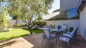 Outdoor dining - Villa Pinus by Villas Guide (Crvar)