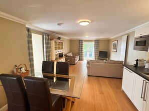 TV - Stables Cottage near Fort William (Onich)