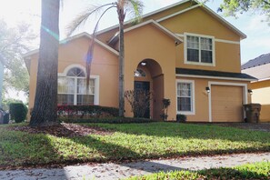 Exterior - Vrbo Property (Clermont)