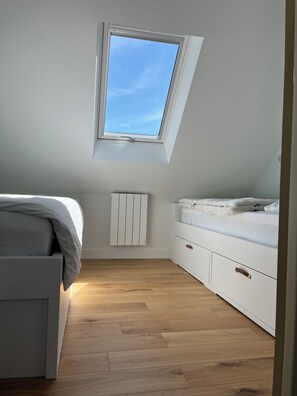 Room - Vrbo Property (Arzon)