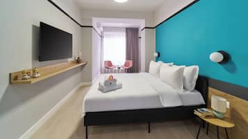 Comfort Studio, 1 Queen Bed, Air conditioning, City View