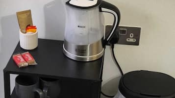 Comfort Double Room | Coffee and/or coffee maker