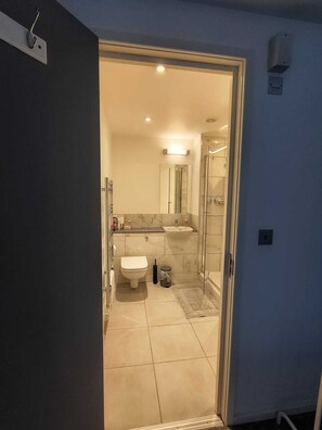 Deluxe Suite | Iron/ironing board, free WiFi - Shoreditch guest house  (London)