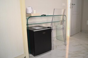 Double or Twin Room, Courtyard View | Interior - La Fitolacca B&B (Lecce)