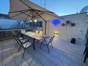 Outdoor dining - La Fitolacca B&B (Lecce)