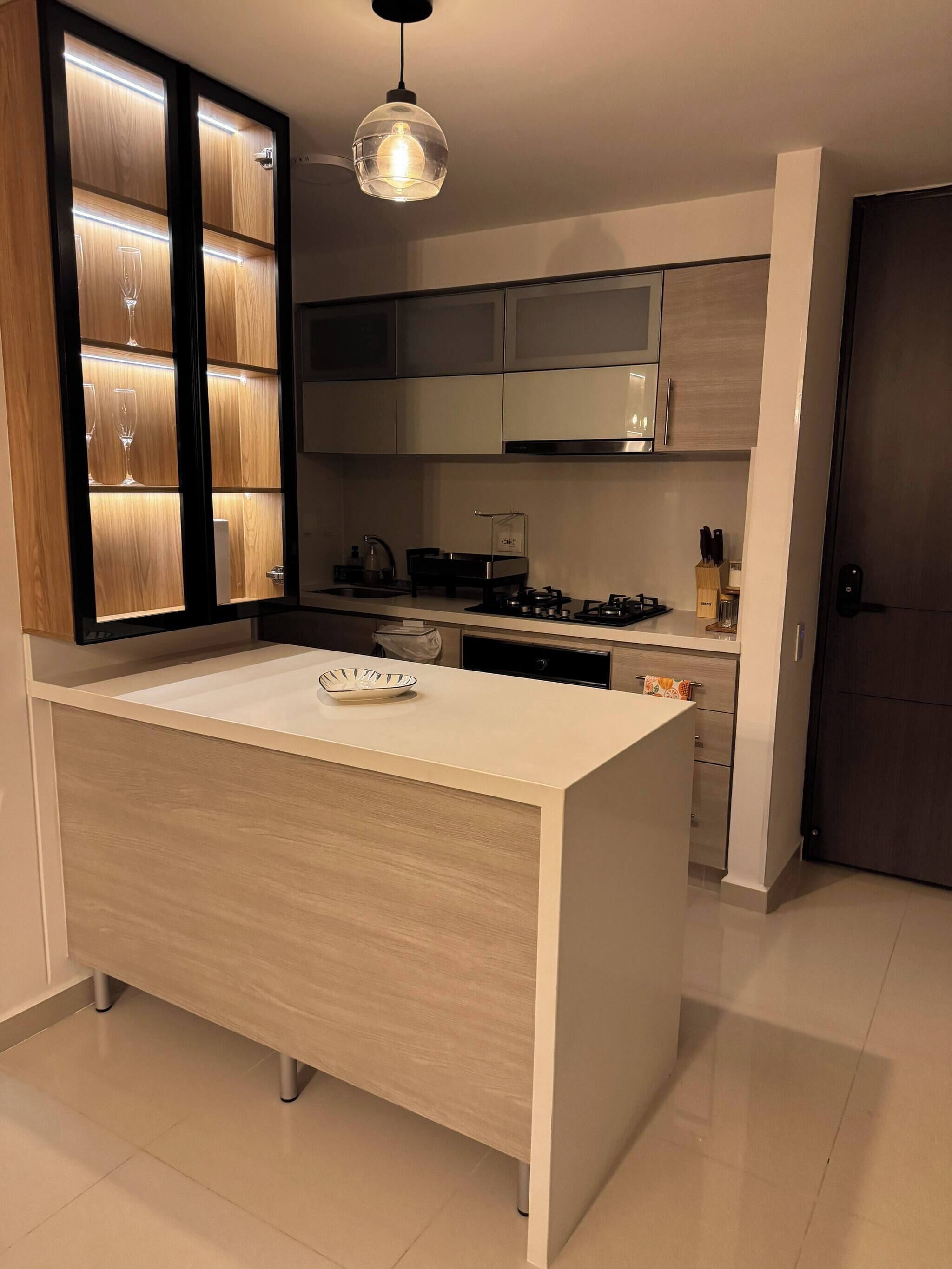 Apartment, 3 Bedrooms, Accessible, Smoking | Interior