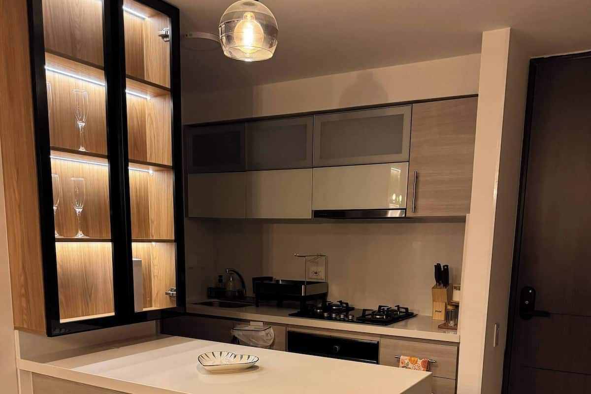 Apartment, 3 Bedrooms, Accessible, Smoking | Interior