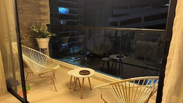 Apartment, 3 Bedrooms, Accessible, Smoking | Balcony