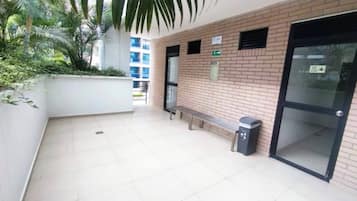 Leilighet, 3 soverom, tilgjengelighetstilpasset, røyk | Terrasse/patio