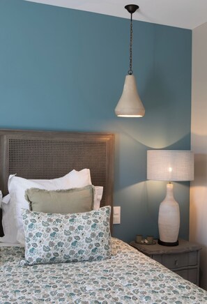 Deluxe Double Room, 1 King Bed, Courtyard View - Domaine de Montine - Chambres de Charme (Grignan)
