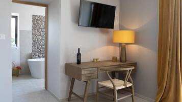 Deluxe tweepersoonskamer, 1 kingsize bed, uitzicht op tuin | Interieur