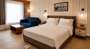 Desk, iron/ironing board, bed sheets - Medalio Boutique Kota River Front (Kota)