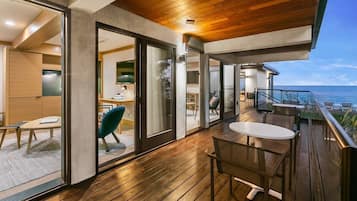 Luxury Apartment, Ensuite, Ocean View | Terrace/patio