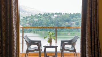 Luxury Villa, Balcony, City View | Interior