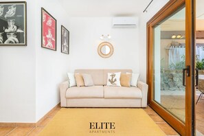 Living area - ELITE COLLECTION- DOMO MEA (Pittulongu)